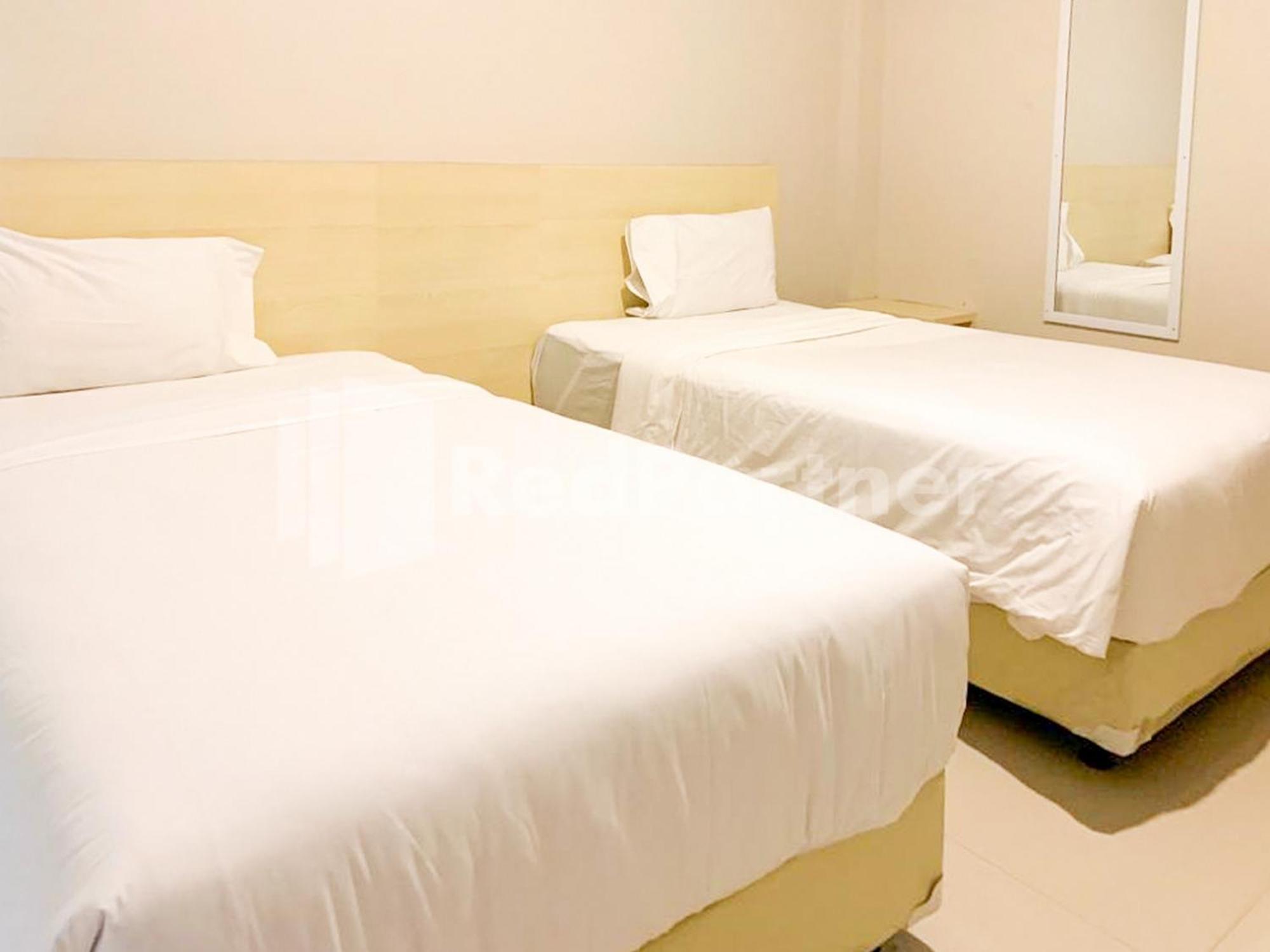 Temon Hotel Andono Near Yia Mitra Reddoorz מראה חיצוני תמונה
