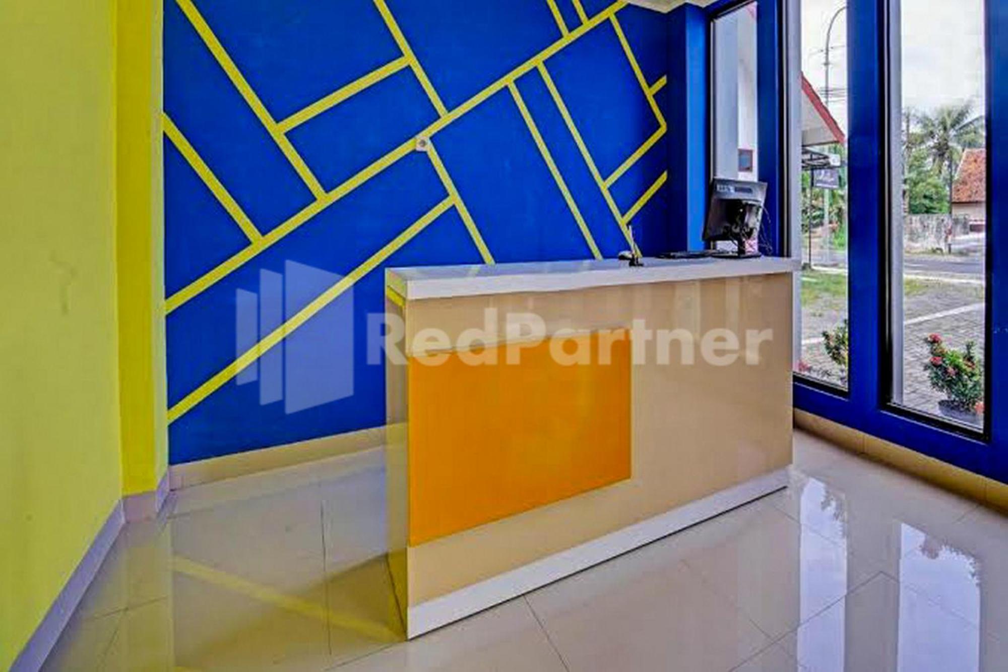 Temon Hotel Andono Near Yia Mitra Reddoorz מראה חיצוני תמונה